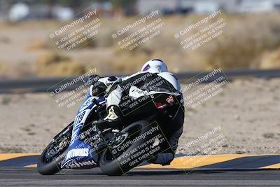 media/Dec-05-2024-Racers Edge (Thu) [[e102e0690b]]/2-A Group/Session 1 Turn 5/